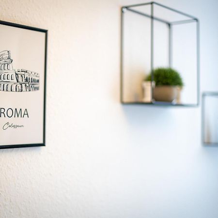 Free Living - City Design Apartments, Zentrum, Outlet, Balkon, Kueche Wolfsburg Bagian luar foto