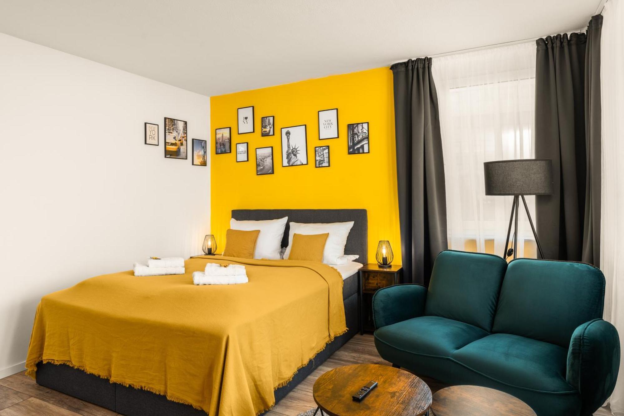 Free Living - City Design Apartments, Zentrum, Outlet, Balkon, Kueche Wolfsburg Bagian luar foto